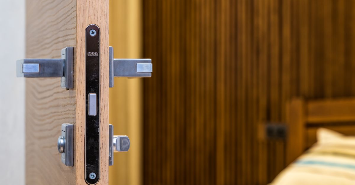 Mortise Lock vs. Door Knob Lock: Which Is Right for Your Door? — Jemmy Locksmith