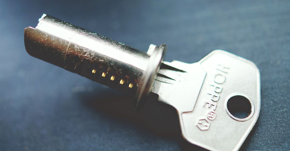 Emergency Car Lockout Service: Available Around the Clock in Wellesley — Jemmy Locksmith